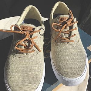 ⛵️⛵️Sperry Tops⛵️⛵️